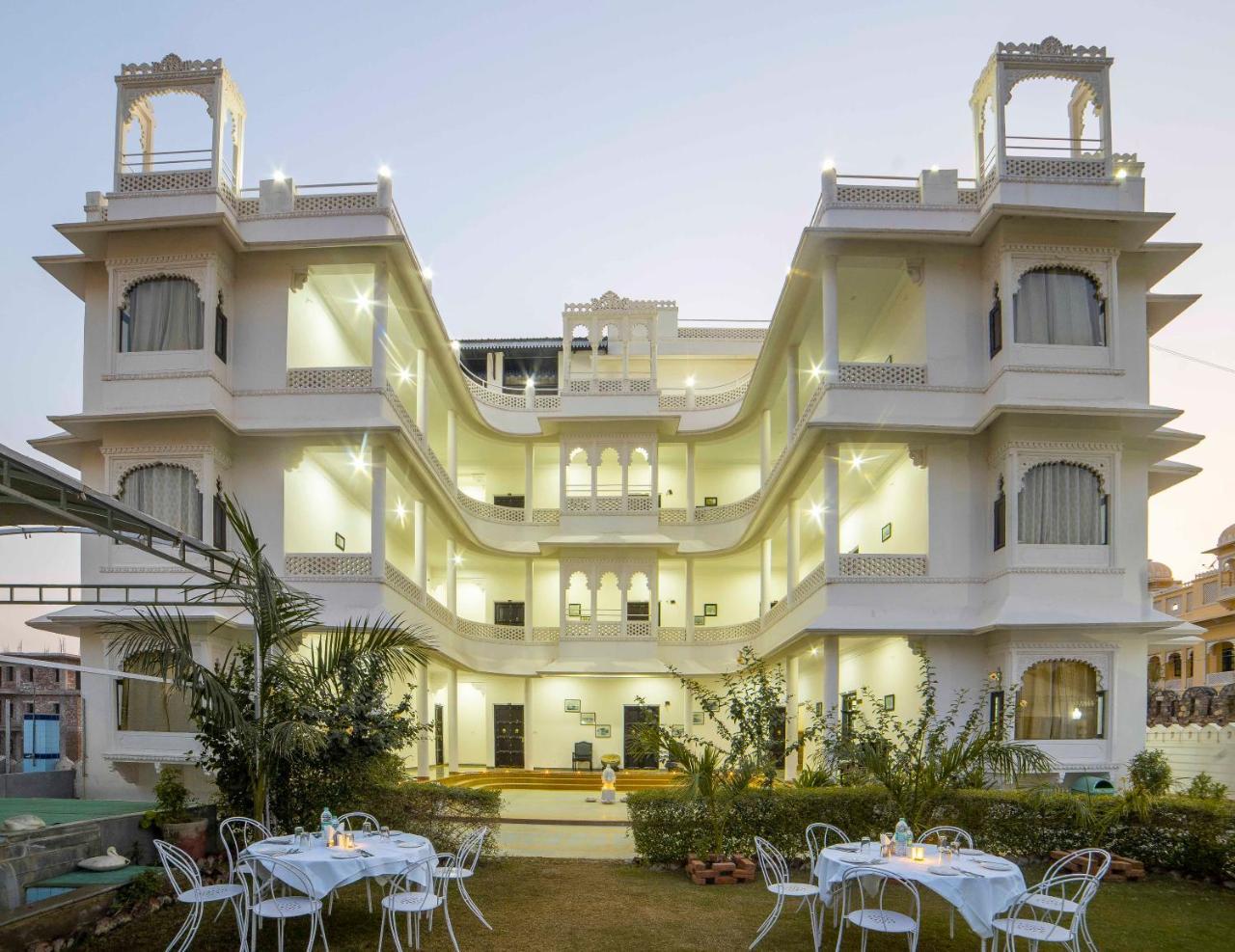 فندق أُودايبورفي  Sai Palace المظهر الخارجي الصورة